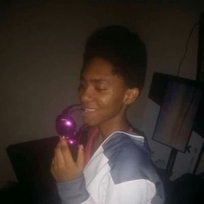 TinyDiamond12's profile picture. Always smiling