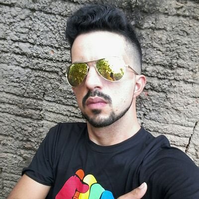 31 anos    gay🌈       relacionamento: solteiro