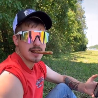 BCrelin's profile picture. cats, cars, & bad decisions.