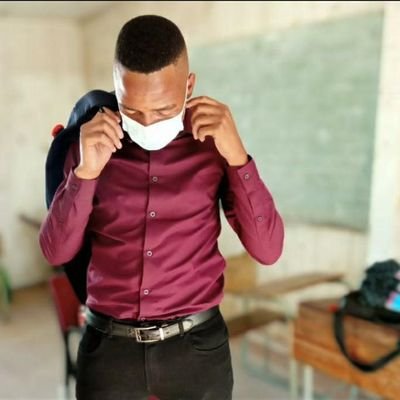 Hard working |🤵
.🥇🥇📚📚📙
📘📚📗