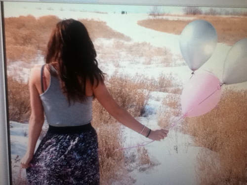 ZwozyMcloving's profile picture. you laugh until you cry:; you cry until you laugh(: