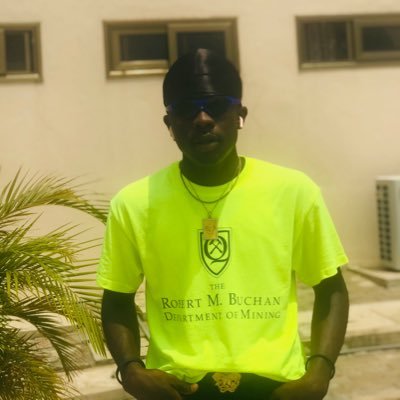 A rapper/singer 🧟 Music lover❤️‼️..Still hard bro 🥶send beats to jy7542282@gmail.com bookings :0502997771 & 0545009789