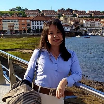 rebecazag's profile picture. 