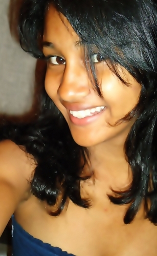 senpre siguindo a vida sem olhar para tras & aproveitando o quanto posso porque a vida é uma só *--*