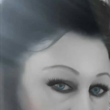 LaraYummy's profile picture. Child of the Universe. Lover of life