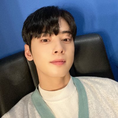 @Twitter magsara Knah | madalas nasa work acc