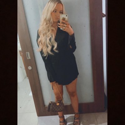 ells_xox's profile picture. 