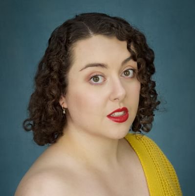 Actor. Writer. Singer. General crazy lady with the crazy curls to match. Never a dull moment.
https://t.co/4VIAnx19Sv