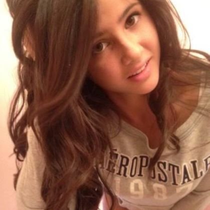 GfxRebacca's profile picture. Gfx graphics designer | NFT Artist