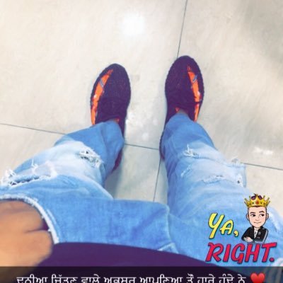 Follow kro bhai ko bcoz mai koi CELIBRITY nhi hu Follow me on insta šš¼