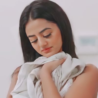 Pakistani ❣ #HellyHolics❣
https://t.co/WkyOrG78z0 
👆👆 Subscribe to #HellyShah YouTube channel everyone 😌