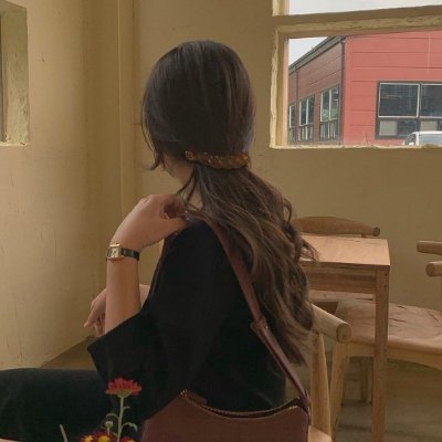 Harumi59372048's profile picture. 2人の天使を子育て中👼
離婚後、派遣で働くも生活苦...( ´:ω:` )⇒今の現状を変えたいと思い、ネットビジネスに出会う⇒3ヵ月で月収100万円達成💓
時間とお金が自由になって毎日幸せに💙
私の様に現状を変えたいと思っている人を無料でサポートしてます✨
無言フォロー大歓迎です💛