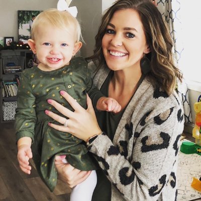 SiemenTaylor's profile picture. ♡ Wife. Mother. Teacher ♡
🍏 #CentralPlainsOilers #CPES #FourthGrade 🍏