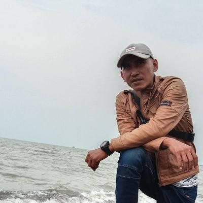 AryPrayoga15's profile picture. gw sederhana orang nya