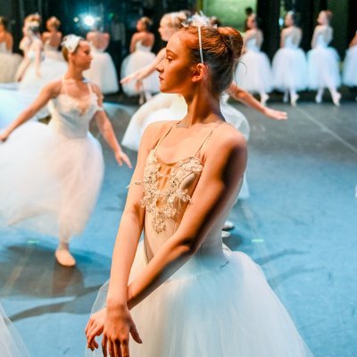 Tiffany’s Dance Academy operates six dance studios in the SF Bay Area. We have classes in ballet, tap, jazz, hip-hop, lyrical, & contemporary for ages 2+.