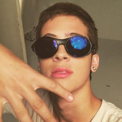 alittlebittorn's profile picture. 