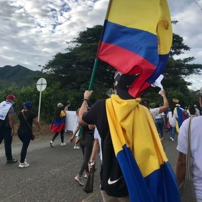 Profesional en Comercio Exterior.
'La verdadera felicidad está en hacer felices a los demás.' Lord BP.⚜️