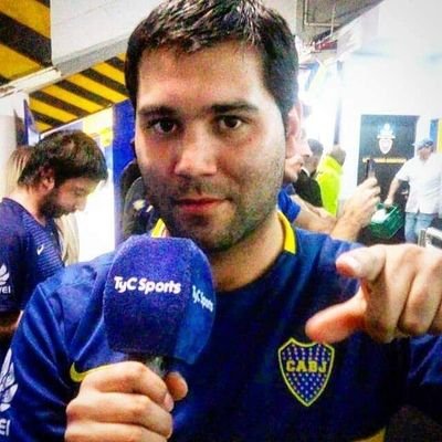 Pintor de obra..fanatico de boca el mas grandee..Conductor de la previa por la 99.5 y cubro en pasión deportiva(101.9) el campeonato regional de CNEL SUAREZ