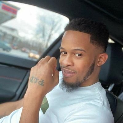 badbwoypreacha's profile picture. TopLyfeEnt