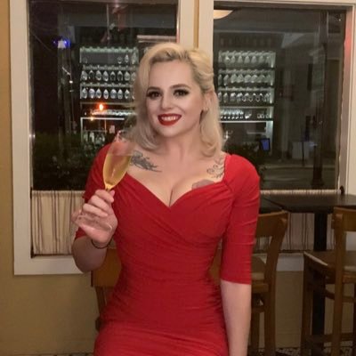 thepinupsomm Profile Picture