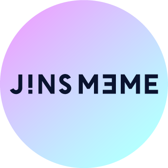 ココロとカラダのセルフケアメガネJINSMEME
9時から5時までオフィスで働き、家で休息をとる。
そんな「あたりまえ」が急速に崩れつつあります。
JINS MEMEは、すべての現代人のセルフケアをサポートするために誕生しました。