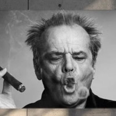 Jose41582546's profile picture. Con el Uribismo y Petrismo mejor mantener distancia, ambos usan el pueblo para hacerse ricos.