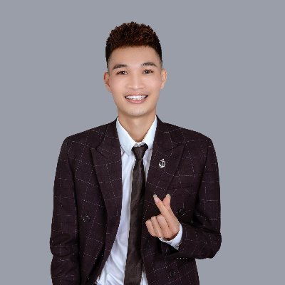 Musician/Artist/Blogger/Youtuber 🎵https://t.co/Wpm3sxwLoZ