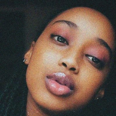 Wanjiruu10's profile picture. Megan🦀👌
4/10
♒♒♐