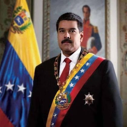 Restiodo con nuestro cmdte en jefe Nicolas Maduro... todos unidos, con un solo norte y a paso de vencedores