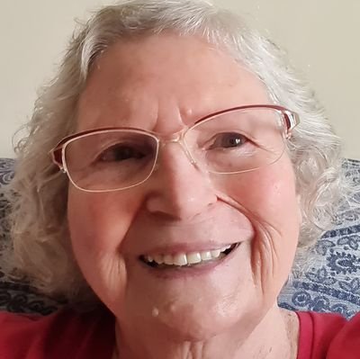 AngelinaFCoelh1's profile picture. filiada PT em Curitiba ano 2000 +ou-, no Twitter  desde 2013-   Atualmente em Curitiba/PR