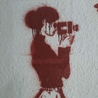 azgougou's profile picture. cine dialógico!