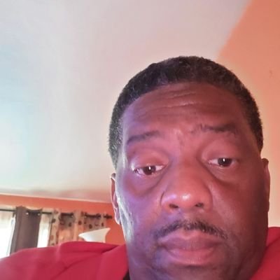 I'm a Devildog married four grands and one on the way any day now and I'm an IT PROFESSIONAL. I love and play a lot of basketball even at the age of 59.