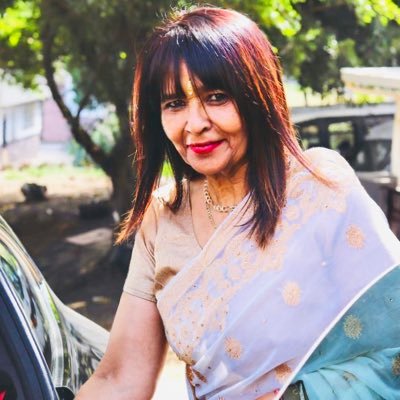 RoshaneeBeekrum's profile picture. 🌴