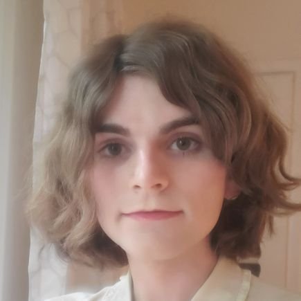 tinyturd111's profile picture. alt account of @sweetstench  👍