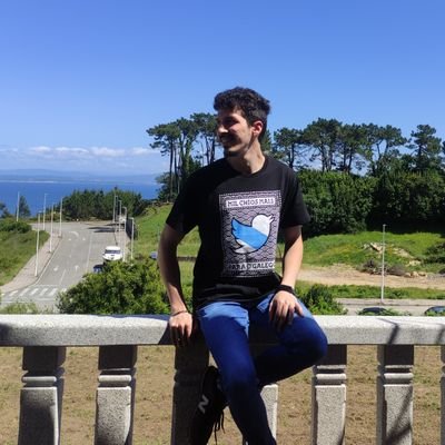 daniromanogude's profile picture. Persoa que estuda bichos microscópicos a nivel profesional.