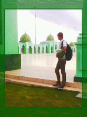 About me ?, Emm, i'm is a simple prson, and Very Like have many Friends.. n_n, so, Come on, we can became friend..