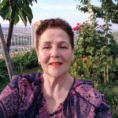 Iriswcrocetti's profile picture. 