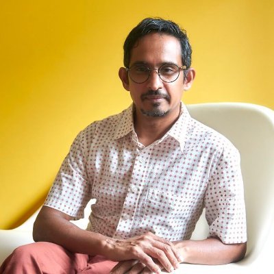 nawaazonthenet's profile picture. Author of "Radiant Fugitives." He/him.