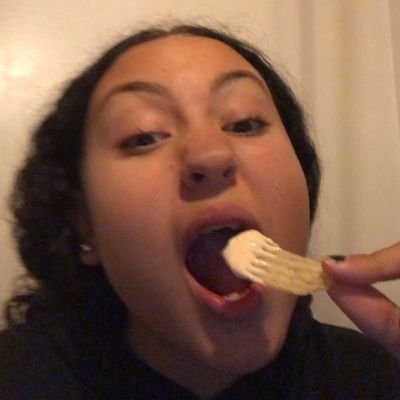 Clallae5663's profile picture. Äter kött som en man