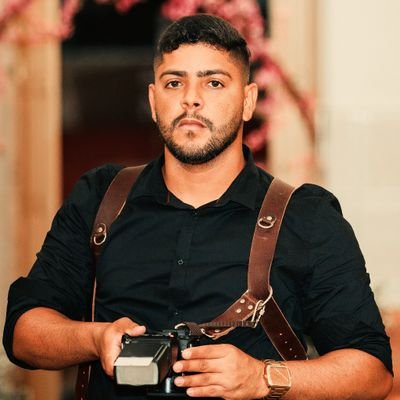 FOTO & VÍDEO
Cobrimos eventos como, CASAMENTOS, ANIVERSÁRIOS, ENSAIOS FOTOGRAFICO, CONFRATERNIZAÇÕES e outros.
Contato para orçamentos (75) 99711-4265