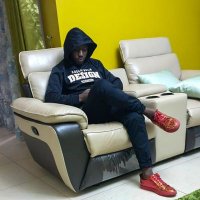 R•O•N•N•I•£ D•®•|•z•z•0™ (@ronniedrizzo) 's Twitter Profile