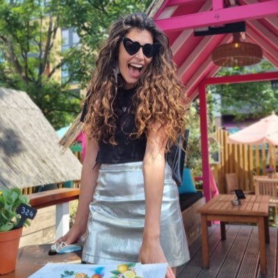 Nich0lls's profile picture. Create or be Created-Jonathan Kay. Tyne Tees Model. Working in telly. Opinions are usually very wordy but mine. Insta @aalion Vimeo: https://t.co/VuskEpaCoJ