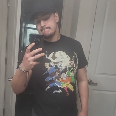 MarvinValdivia's profile picture. Game Freak, first #Gay in the family