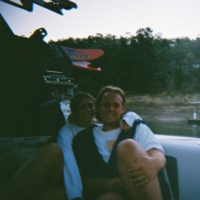 teonikatsavos's profile picture. 