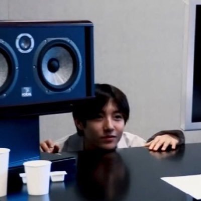 iiap64m's profile picture. ลำโพงมันดังลำพังมันเหงา