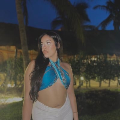 SincerelyEmelyy's profile picture. 