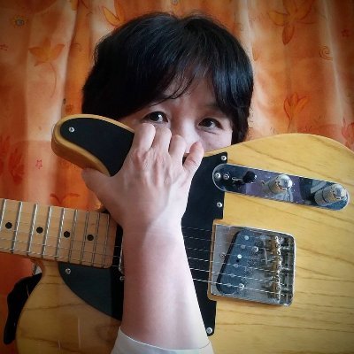 音楽なら何でも大好きおばちゃん🎶
”聴く”のも”作る”のも”奏でる”のもだ~い好き💖
12歳~アコギ、18歳~ピアノ、28歳~多重録音、34歳~エレクトーン、48歳~DAW、58歳~エレキギター🎸、62歳~MIDI打ち込み、63歳~初音ミク始めました🎶7/30配信デビュー💖