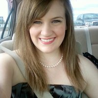 Elizabeth Holcomb - @elizabethv7 Twitter Profile Photo