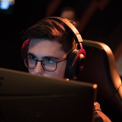 24 Y/O Hungarian CS:GO player currently resting a bit