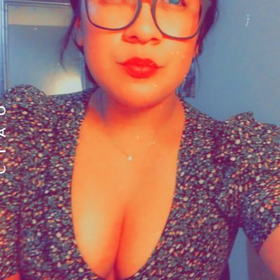 mriamdmian's profile picture. I NEED FRIENDS. 😫